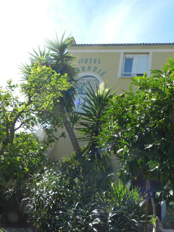 Hotel Paradis Bormes-les-Mimosas Exterior foto